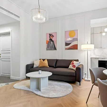 Historic Luxury Apartment With Free Parking And Garden Lejlighed Tallinn